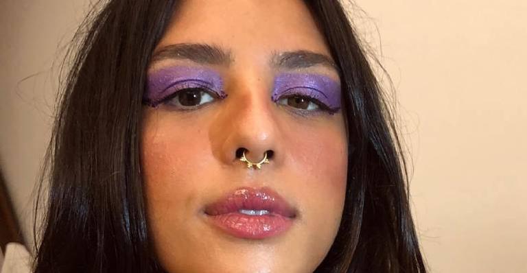 Yanna Lavigne encanta seguidores com TBT da filha: ”Neném linda”
