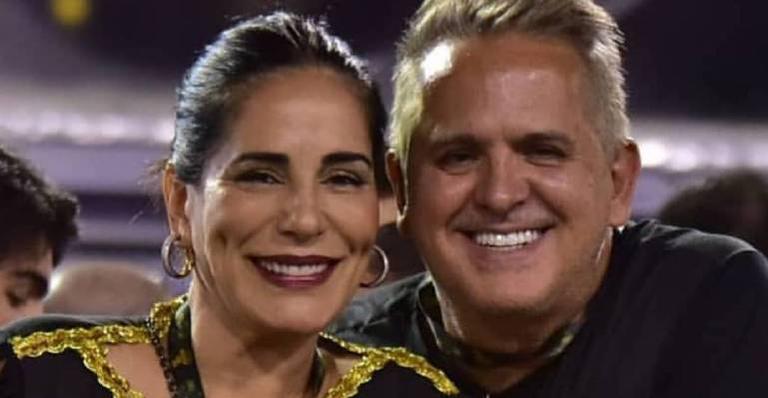 Em momento raro, Gloria Pires recebe homenagem do marido, Orlando Morais