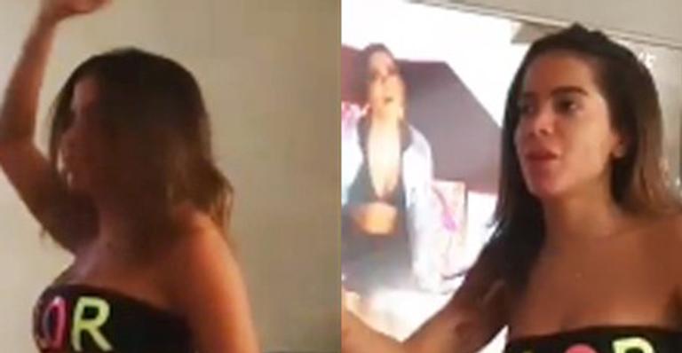 De biquíni tomara que caia, Anitta se empolga e rebola muito ao participar de festival online