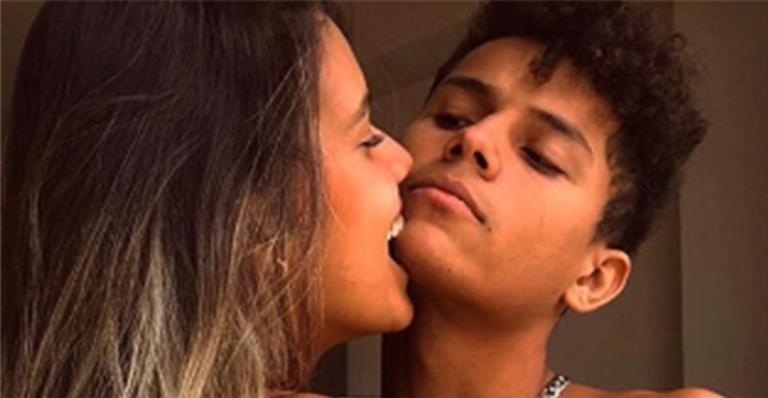 Ex-BBB Danrley surge seminu em momento picante com a nova namorada: ”A gente se completa”