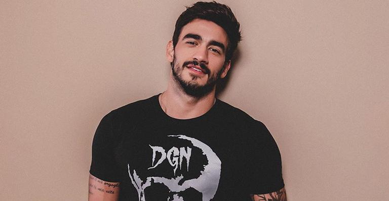 Ex-BBB Guilherme Napolitano faz desabafo misterioso nas redes sociais: ”Estou pronto”