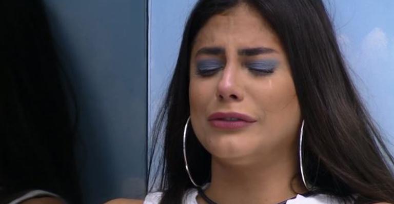 BBB20: Na reta final, Mari Gonzalez chora sozinha e desabafa: ”Só ficou eu”
