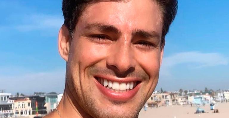 Cauã Reymond encanta web ao mostrar cartinha de sua filha com Grazi Massafera: ”Meu amor”