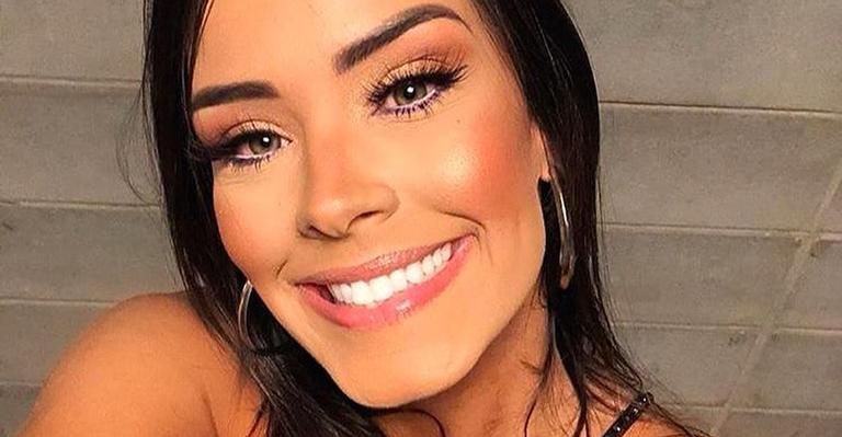 Após eliminação do BBB20, Ivy Moraes posa com o filho no colo e se derrete: ”A saudade é tanta”