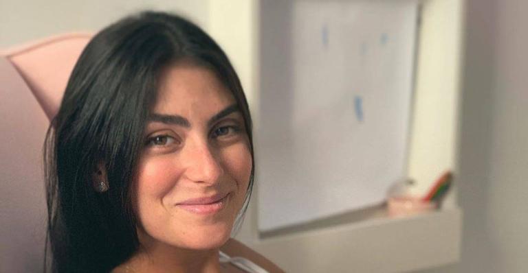 Mariana Uhlmann explode fofurômetro ao clicar o carinho e união dos filhos