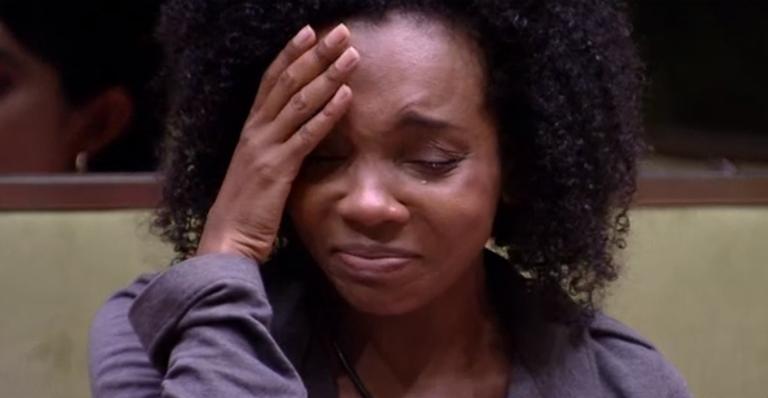 BBB20: Aos prantos, Thelma lamenta após chance de ir para final escapar: ”Frustração”