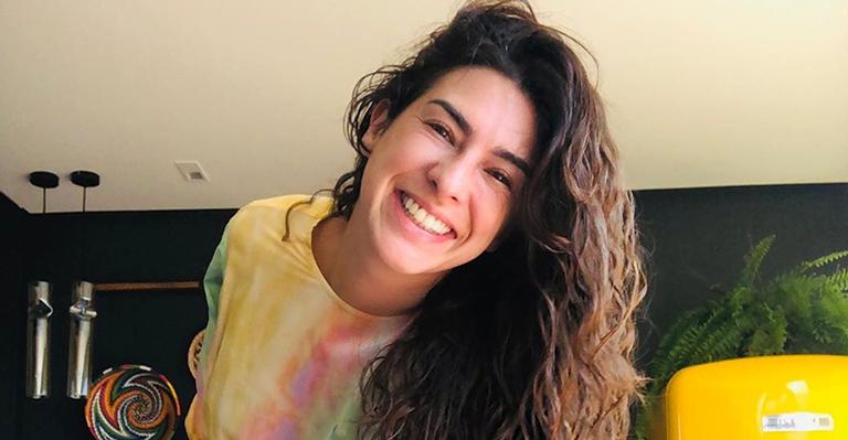 Fernanda Paes Leme deixa polpa da bunda de fora e arranca suspiros da web: ”Crush”