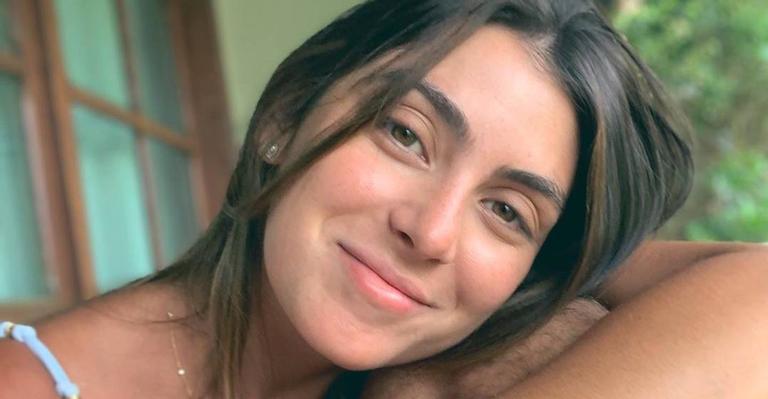 Mariana Uhlmann explode fofurômetro ao clicar a união dos três filhos: ‘O importante é a mãe feliz’