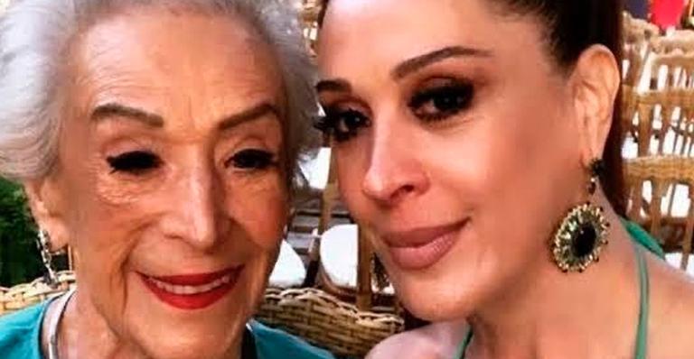 Claudia Raia emociona ao relembrar um ano da morte da mãe: ”Árvore de amor que nos deixou”