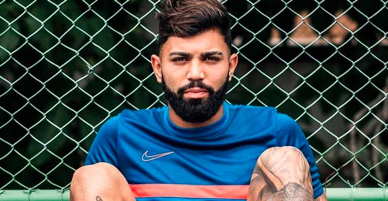 Irmã gatíssima de Gabigol chama atenção na web com corpão aos 18 anos