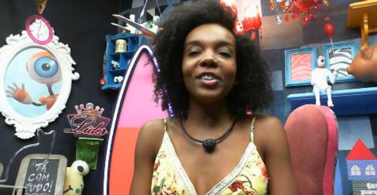 BBB20: No último Raio-X, Thelma agradece oportunidade e comenta trajetória: ”Muito emocionada”