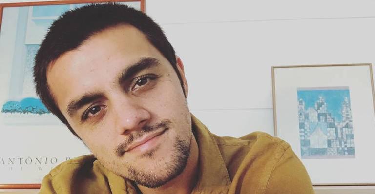 Explosão de fofura! Felipe Simas encanta seguidores ao compartilhar clique dos filhos