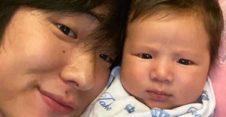 Pyong Lee explode fofurômetro com ‘bom dia’ de Jake e web se derrete