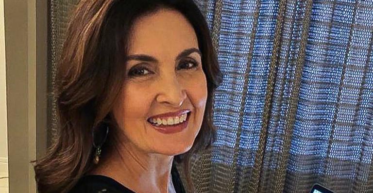 Fátima Bernardes surge vestida de bailarina e encanta web: ”Amo dançar”