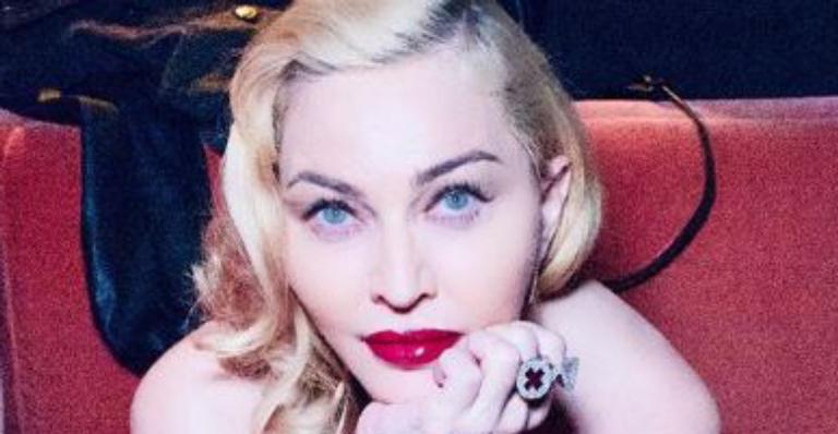 Madonna surpreende e revela ter testado positivo para anticorpos do coronavírus