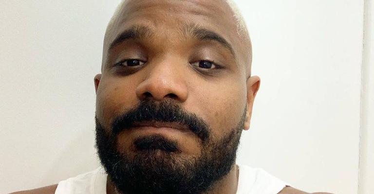 Arlindinho encanta a web ao postar um clique coladinho da filha: ‘Estou recheado de saudade de você’