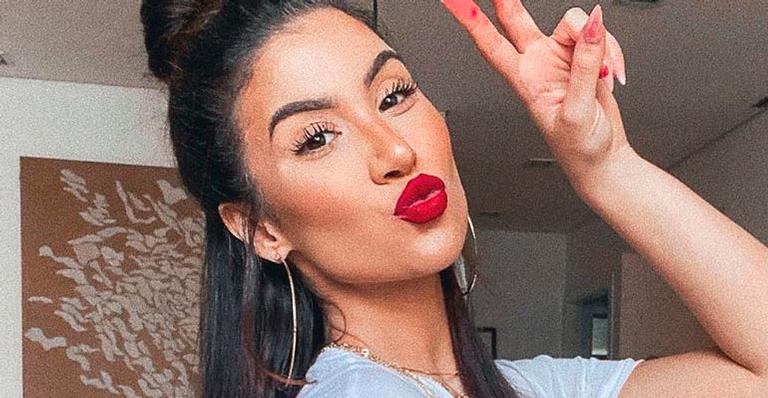Ex-BBB Bianca Andrade ostenta barriga negativa e manda indireta: ”Longe de falsidade”