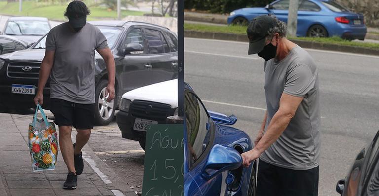 Boninho faz compras em supermercado e deixa o local em carro esportivo de luxo