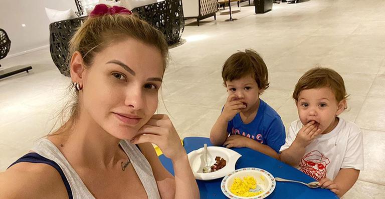 Andressa Suita abre o jogo sobre o corpo após gestações: ”Não me sinto confortável ainda”