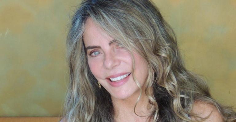 Nostálgica! Bruna Lombardi relembra registro antigo da gravidez e surpreende fãs