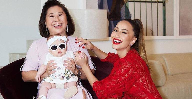 Sabrina Sato se diverte com a mãe em aplicativo de vídeos: ‘O que vocês acharam do gingado?’