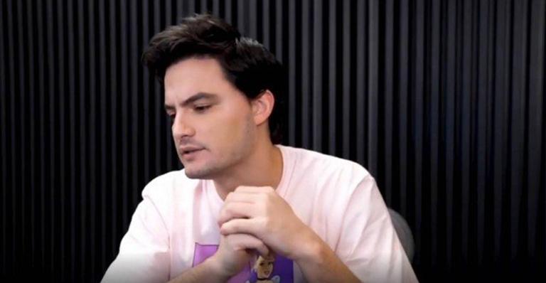 Felipe Neto deixa de seguir dezenas de famosos: ”Mais preocupados com seguidores e dinheiro”