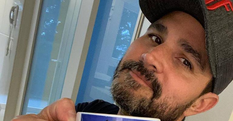 Luciano Camargo presta linda homenagem à irmã e se declara: ‘Veio ao mundo para cuidar do próximo’