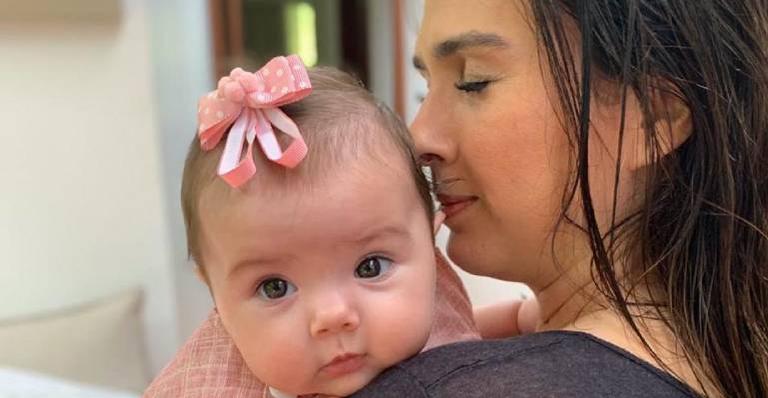 Atrasada, Tatá Werneck celebra o dia das mães: ”Feliz dia das mães atrasadas”