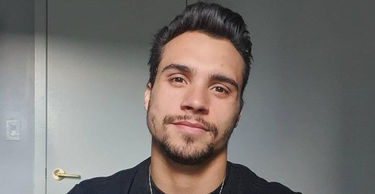Petrix Barbosa rebate acusação de internauta após comentário ofensivo: “Mais amor e respeito”