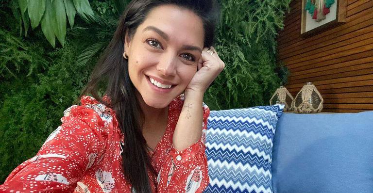 Thais Fersoza surge com penteado estilo anos 80, feito pela filha e se diverte: ‘Achei descolado e moderno’