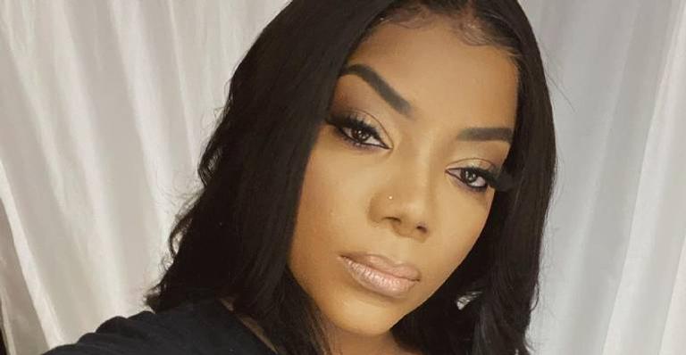 Internada às pressas, Ludmilla recebe visita da irmã mais nova no hospital