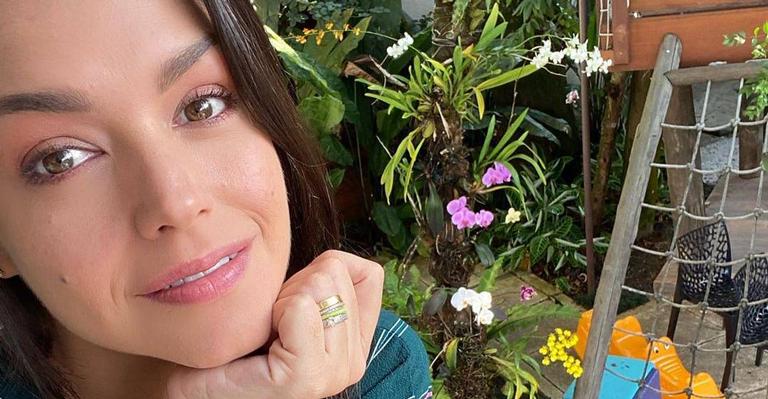 Thais Fersoza recorda clique do Dia das Mães há 4 anos: ‘Fomos agradecer por tantas bençãos!’