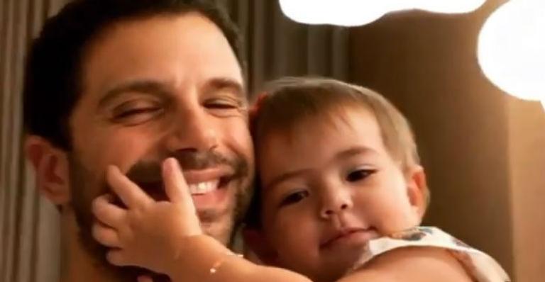 Duda Nagle explode fofurômetro ao compartilhar momento especial de Zoe: “Que amor”