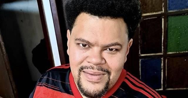 Ex-BBB, Babu Santana participa de live beneficente no Rio de Janeiro: ‘Hoje o Paizão aqueceu o gogó’