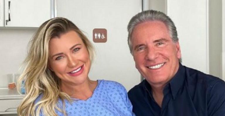 Roberto Justus registra momento com Ana Paula Siebert na maternidade: “Muita emoção”