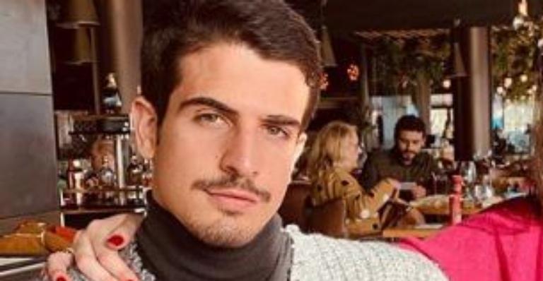 Enzo Celulari comove web ao despedir-se de antiga babá, vítima da Covid-19: ”Voa, anjinho”