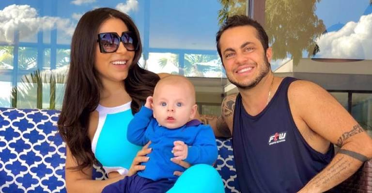 Thammy Miranda e Andressa Ferreira se emocionam ao ver filho contemplar pôr-do-sol