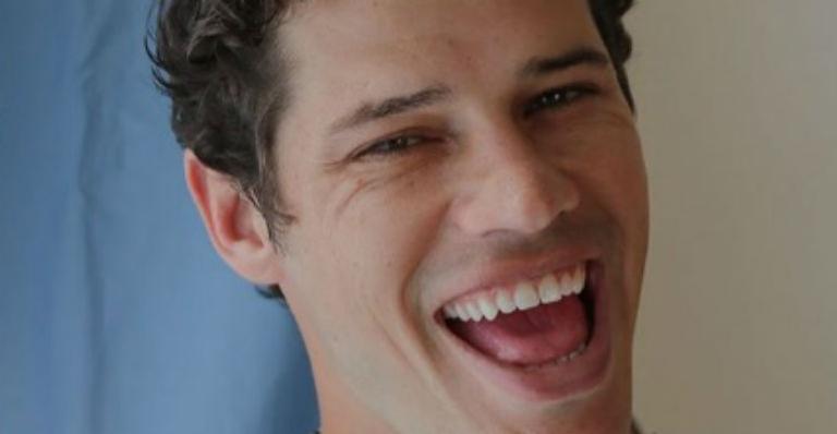 José Loreto celebra seus 36 anos com um clique muito bem acompanhado