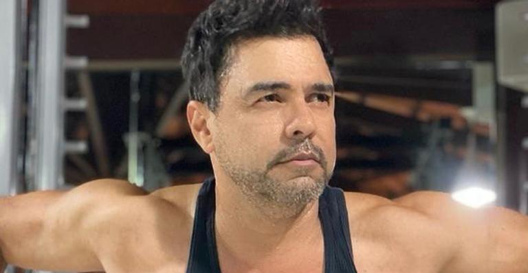 Zezé Di Camargo chama fã de ‘idiota’ e é detonado na web: ”você se queima sozinho”