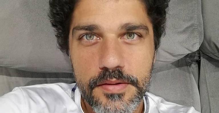 Bruno Cabrerizo compartilha clique com a filha e Carol Castro se derrete de amores