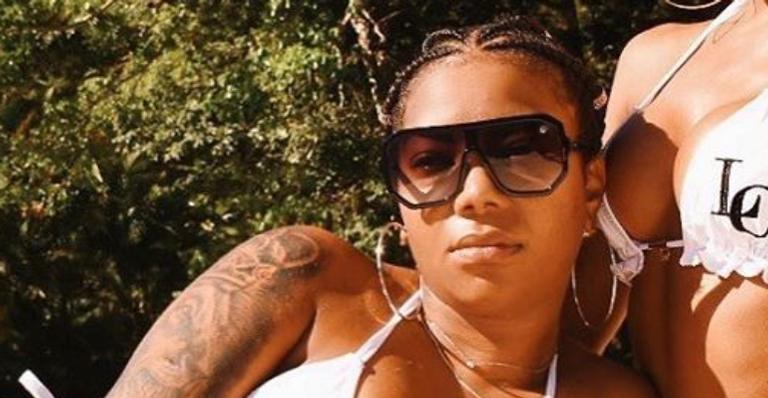 De biquíni, Ludmilla ironiza críticas após furar quarentena em passeio de barco