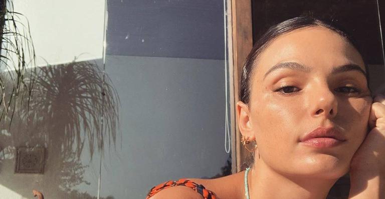 Isis Valverde explode fofurômetro ao mostrar o filho se divertindo em casa