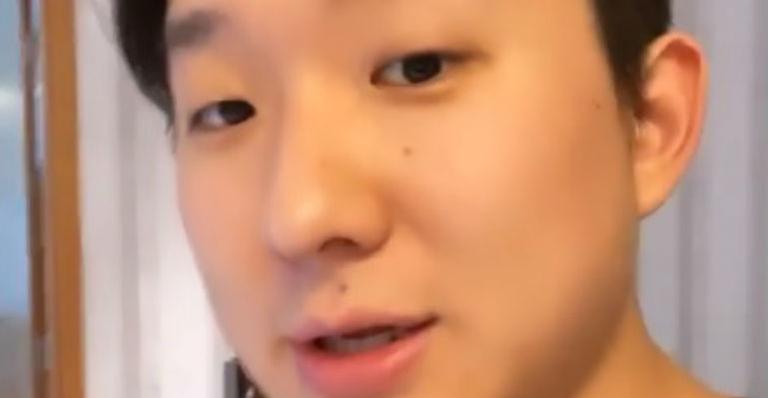 Ex-BBB Pyong Lee muda o visual e recebe elogio da esposa: “Muito gato”