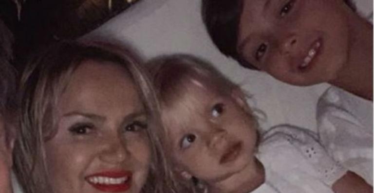 Eliana deixa web morrendo de amores ao dividir cliques dos filhos: “Que amor”