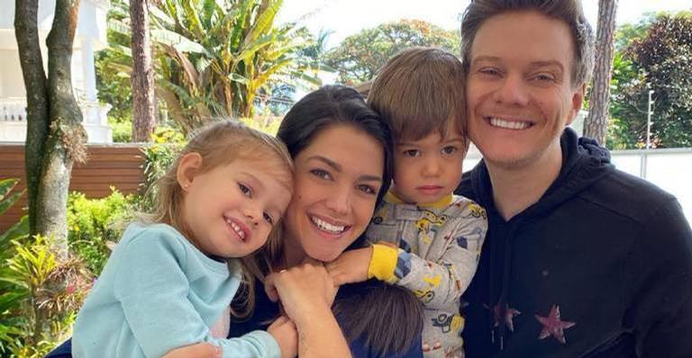 Thaís Fersoza surge em momento encantador em família: “Maior presente de Deus”