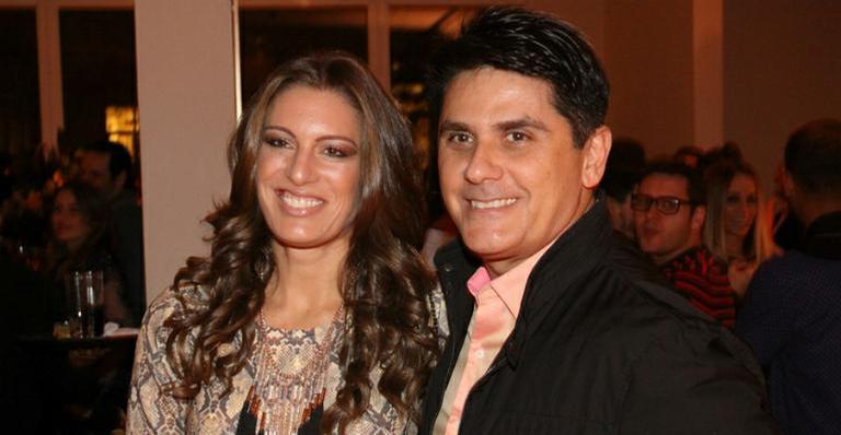 Filha de Elaine Mickely e César Filho surge belíssima em foto raríssima: ”Parece uma Miss”