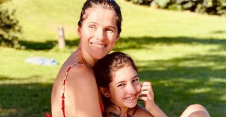 Ingrid Guimarães surge em momento fofo ao lado da filha e encanta: “Muito amor”