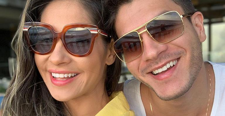 Separados, Arthur Aguiar ganha cesta de café da manhã de Mayra Cardi: ”O verdadeiro amor se transforma”