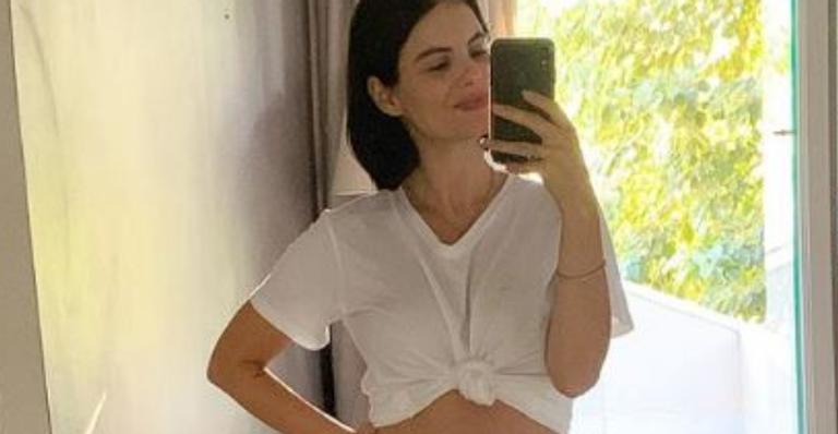 No quarto mês, Sthefany Brito comenta mudanças no corpo e revela que gravidez não foi planejada