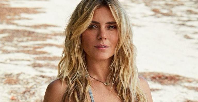 Carolina Dieckmann faz desabafo sobre a pandemia: “Metade de mim chora, a outra agradece”